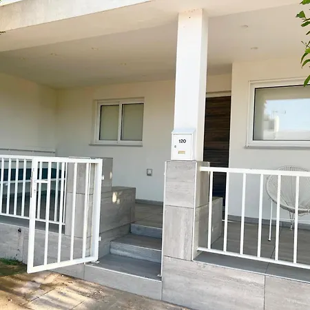 Azul Nissi 1 איה נאפה